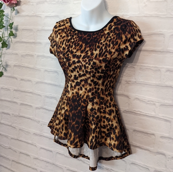 Monteau Leopard print peplum top - Picture 3 of 7